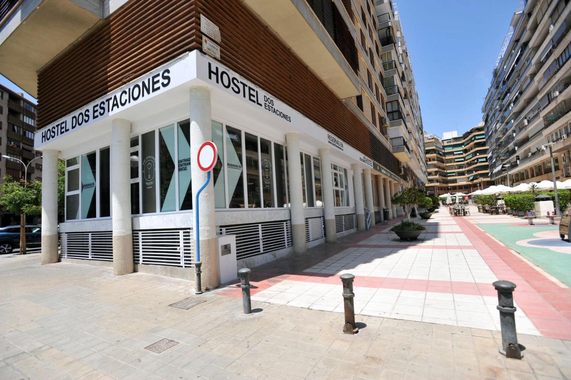 Hostel Dos Estaciones - Free Towels, Coffee & Tea, Remote Check-In アリカンテ エクステリア 写真