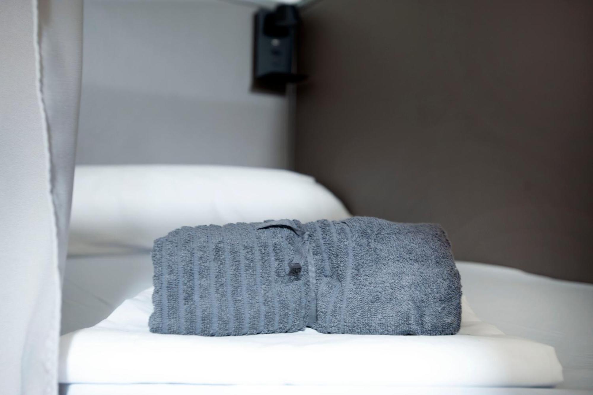Hostel Dos Estaciones - Free Towels, Coffee & Tea, Remote Check-In アリカンテ エクステリア 写真