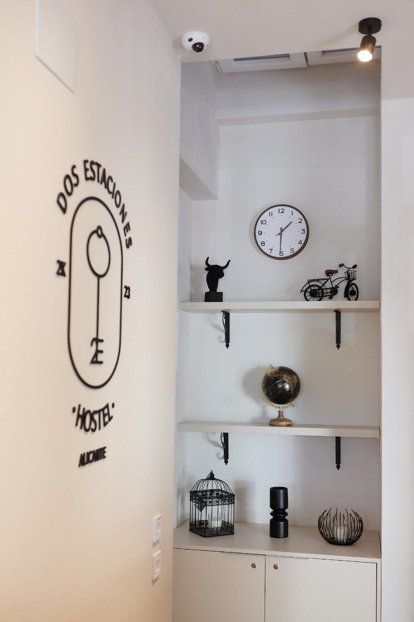 Hostel Dos Estaciones - Free Towels, Coffee & Tea, Remote Check-In アリカンテ エクステリア 写真